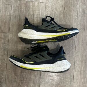 Adidas Ultraboost 22 Cold.rdy Men’s size 10